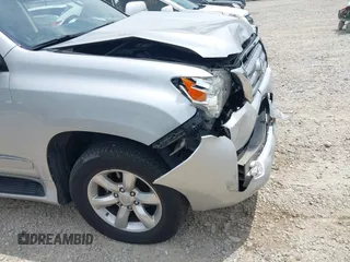 2012 Lexus GX 460 с VIN JTJBM7FX2C5038778, выставлен на аукционе IAAI как лот 42746203 с пробегом 212 412 миль миль и . История ставок и продаж доступна на DreamBid. Изображение 12.