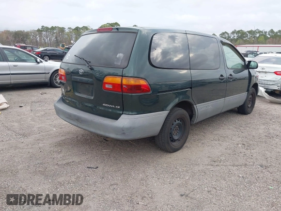2000 Toyota Sienna CE with VIN 4T3ZF19C7YU240601, listed as a IAAI auction lot 41709617 with 999,999 mi miles. Bid and sale history available at carsss.com. Image 4.