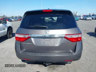 2011 Honda Odyssey EX-L with VIN 5FNRL5H68BB083492, listed as a IAAI auction lot 42087699 with 155,141 mi miles and . Bid and sale history available at carsss.com. Image 16.
