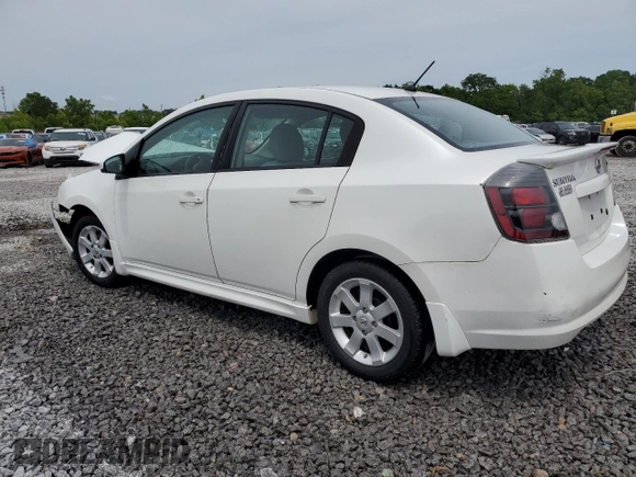 2011 Nissan Sentra S z VIN 3N1AB6AP3BL617933, wystawiony jako Copart lot #56425975 z przebiegiem 107 877 mil mil oraz Szkoda całkowita • Salvage title. Historia ofert i sprzedaży dostępna na DreamBid. Obrazek 2.