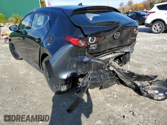 2021 Mazda Mazda3 Hatchback Premium with VIN JM1BPBML4M1402317, listed as a Copart auction lot 64393482 with 8,016 mi miles. Bid and sale history available at carsss.com. Image 3.