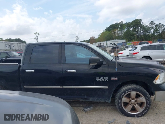 2013 Ram 1500 Outdoorsman with VIN 1C6RR7LT8DS556814, listed as a IAAI auction lot 41947903 with 105,399 mi miles. Bid and sale history available at carsss.com. Image 13.