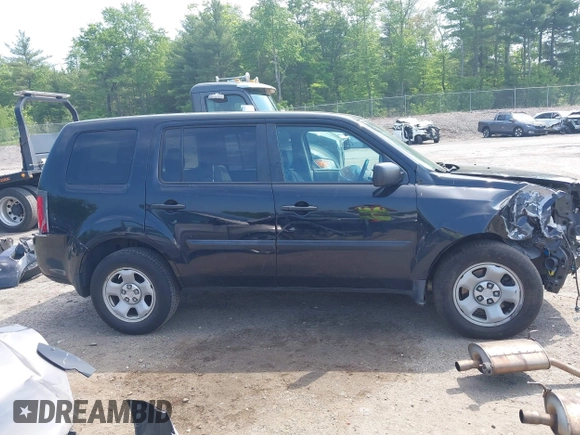 2013 Honda Pilot LX with VIN 5FNYF4H24DB051250, listed as a IAAI auction lot 42433050 with 142,310 mi miles and . Bid and sale history available at DreamBid. Image 14.