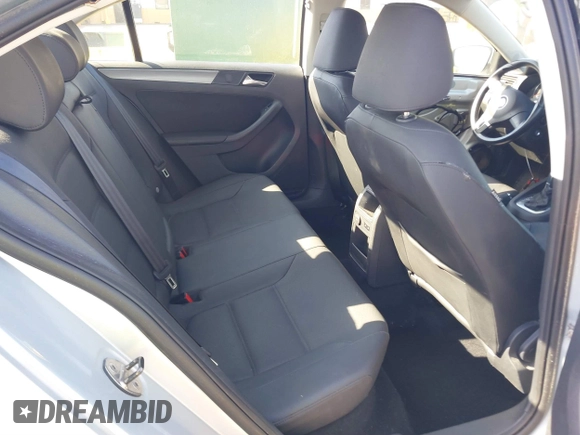 2013 Volkswagen Jetta TDI w/Premium with VIN 3VWLL7AJ0DM385077, listed as a IAAI auction lot 42322406 with 63,428 mi miles and . Bid and sale history available at DreamBid. Image 8.