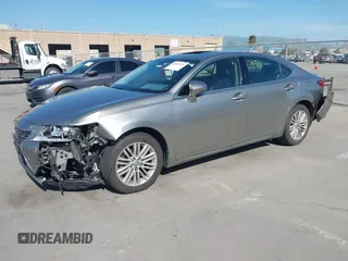 2015 Lexus ES with VIN JTHBK1GG3F2196961, listed as a IAAI auction lot 42003591 with 82,580 mi miles. Bid and sale history available at carsss.com. Image 19.