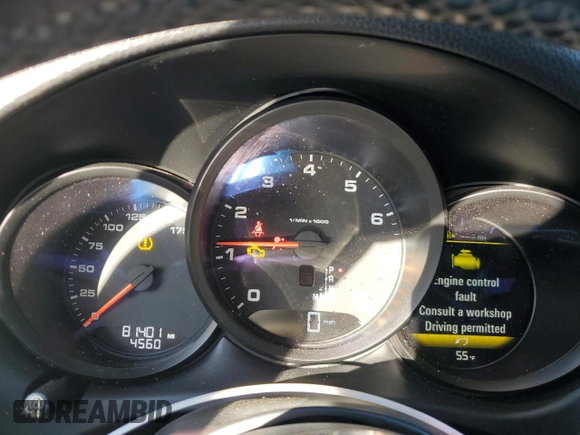 2019 Porsche Macan with VIN WP1AA2A59KLB08608, listed as a Copart auction lot 47228735 with 81,401 mi miles and Salvage title. Bid and sale history available at DreamBid. Image 9.
