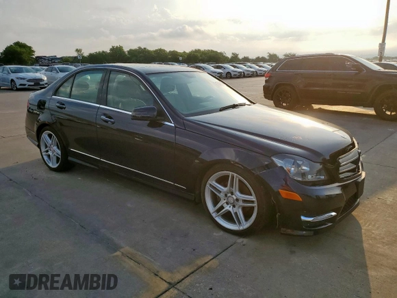 2014 Mercedes-Benz C 250 Sport with VIN WDDGF4HB5EG253474, listed as a Copart auction lot 59246965 with 166,078 mi miles and Clean title. Bid and sale history available at DreamBid. Image 4.