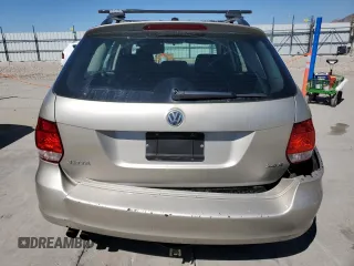 2013 Volkswagen Jetta SportWagen SE w/Sunroof with VIN 3VWPP7AJ2DM638597, listed as a Copart auction lot 72254054 with 281,758 mi miles and Salvage Title. Bid and sale history available at carsss.com. Image 6.