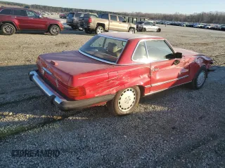 1988 Mercedes-Benz 560 Series 560SL with VIN WDBBA48D8JA086821, listed as a Copart auction lot 46036055 with 147,920 mi miles and Salvage Title. Bid and sale history available at carsss.com. Image 3.