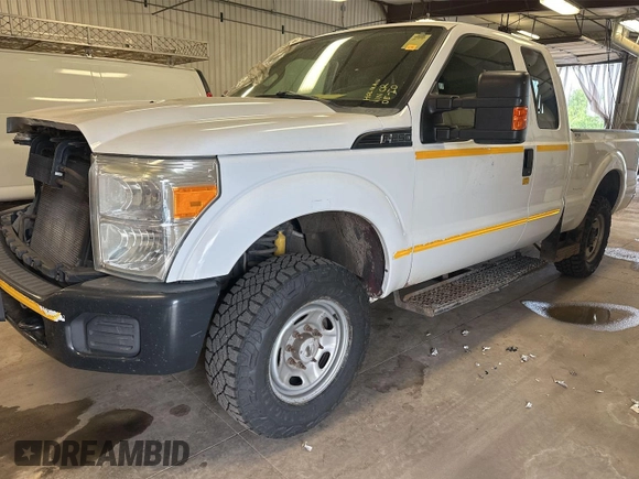 2014 Ford F-250 XL with VIN 1FT7X2B61EEB37353, listed as a IAAI auction lot 42587665 with 123,533 mi miles and . Bid and sale history available at DreamBid. Image 27.