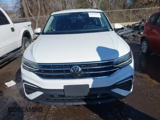 2022 Volkswagen Tiguan S with VIN 3VV0B7AX1NM035831, listed as a IAAI auction lot 41130297 with 64,298 mi miles. Bid and sale history available at carsss.com. Image 12.
