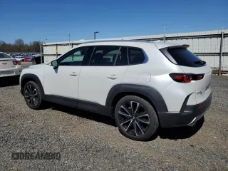 2024 Mazda CX-50 Premium Plus z VIN 7MMVABEY5RN243347, wystawiony jako Copart lot #53607655 z przebiegiem 3306 mil mil oraz Szkody całkowita. Historia ofert i sprzedaży dostępna na DreamBid. Obrazek 2.