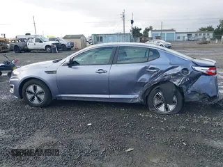 2012 Kia Optima Hybrid with VIN KNAGM4AD5C5022673, listed as a IAAI auction lot 41506860 with 121,982 mi miles. Bid and sale history available at carsss.com. Image 15.