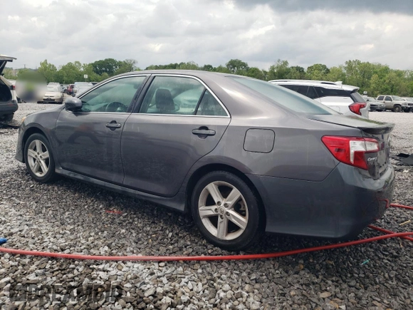 2014 Toyota Camry L with VIN 4T1BF1FK5EU756912, listed as a Copart auction lot 52815885 with 212,385 mi miles and Salvage Title. Bid and sale history available at DreamBid. Image 2.