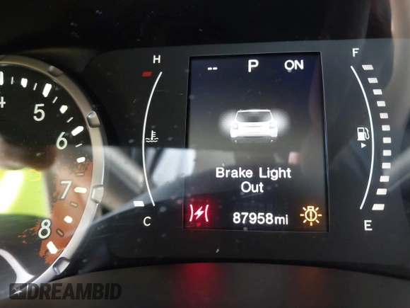 2017 Jeep Renegade Latitude с VIN ZACCJABB8HPE39953, выставлен на аукционе IAAI как лот 42481076 с пробегом 87 958 миль миль и . История ставок и продаж доступна на DreamBid. Изображение 16.