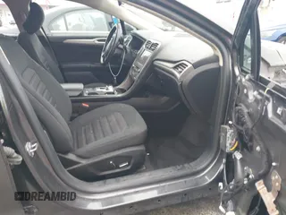 2018 Ford Fusion SE with VIN 3FA6P0HD8JR268055, listed as a IAAI auction lot 42151813 with 83,306 mi miles and . Bid and sale history available at carsss.com. Image 5.