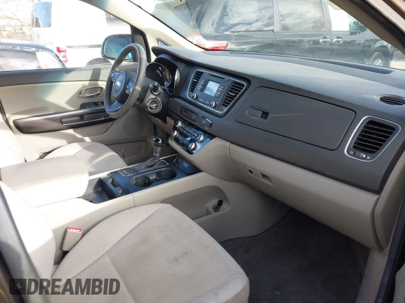 2016 Kia Sedona LX with VIN KNDMB5C13G6178666, listed as a IAAI auction lot 41988481 with 96,626 mi miles. Bid and sale history available at carsss.com. Image 5.