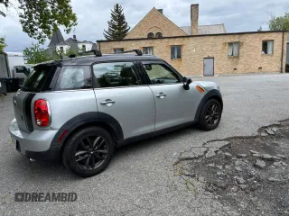 2014 MINI Countryman z VIN WMWZB3C52EWR42367, wystawiony jako Copart lot #58047615 z przebiegiem 137 221 mil mil oraz Czysty tytuł • Clean title. Historia ofert i sprzedaży dostępna na DreamBid. Obrazek 4.