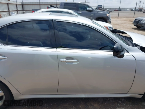 2008 Lexus IS 250 с VIN JTHCK262282024018, выставлен на аукционе IAAI как лот 42362216 с пробегом 186 413 миль миль и . История ставок и продаж доступна на DreamBid. Изображение 13.