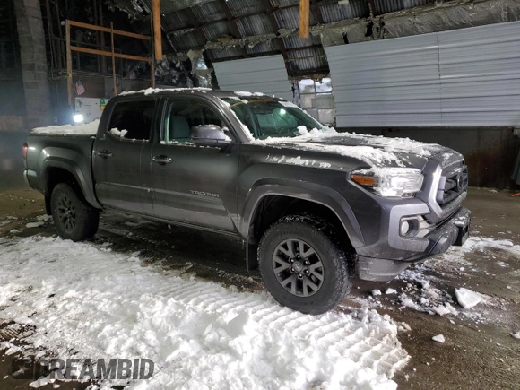 2021 Toyota Tacoma 4WD SR with VIN 3TYCZ5AN3MT028022, listed as a Copart auction lot 43699105 with 36,204 mi miles and Salvage Title. Bid and sale history available at carsss.com. Image 4.