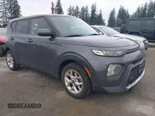 2022 Kia Soul LX with VIN KNDJ23AUXN7810414, listed as a IAAI auction lot 41946091 with 66,965 mi miles. Bid and sale history available at carsss.com. Image 1.