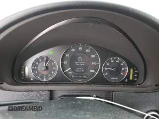 2008 Mercedes-Benz CLK 350 z VIN WDBTJ56H68F241279, wystawiony jako Copart lot #88114995 z przebiegiem 151 961 mil mil oraz Szkoda całkowita • Salvage title. Historia ofert i sprzedaży dostępna na DreamBid. Obrazek 9.