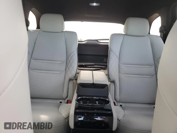 2023 Mazda CX-9 Signature with VIN JM3TCBEYXP0632844, listed as a Copart auction lot 87180834 with 20,415 mi miles and Salvage title. Bid and sale history available at DreamBid. Image 10.