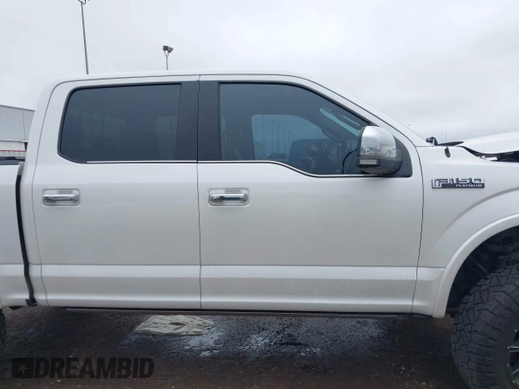 2016 Ford F-150 XLT z VIN 1FTEW1EF2GFB25838, wystawiony jako IAAI lot #42075007 z przebiegiem 135 377 mil mil oraz . Historia ofert i sprzedaży dostępna na DreamBid. Obrazek 13.