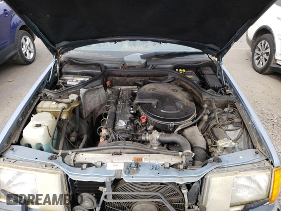 1988 Mercedes-Benz 300 with VIN WDBEA50D4JA612702, listed as a Copart auction lot 54090305 with 104,558 mi miles and Clean Title. Bid and sale history available at DreamBid. Image 11.