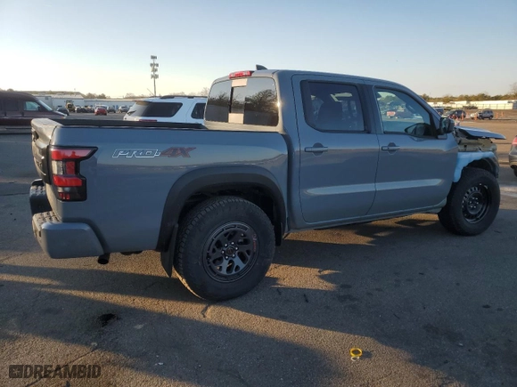 2025 Nissan Frontier PRO-4X with VIN 1N6ED1EK8SN605803, listed as a Copart auction lot 89102665 with 388 mi miles and Salvage Title. Bid and sale history available at carsss.com. Image 3.