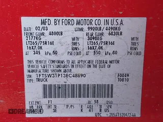 2003 Ford F-350 XL z VIN 1FTSW31P13EC48690, wystawiony jako IAAI lot #42100194 z przebiegiem Nie podano mil oraz . Historia ofert i sprzedaży dostępna na DreamBid. Obrazek 9.