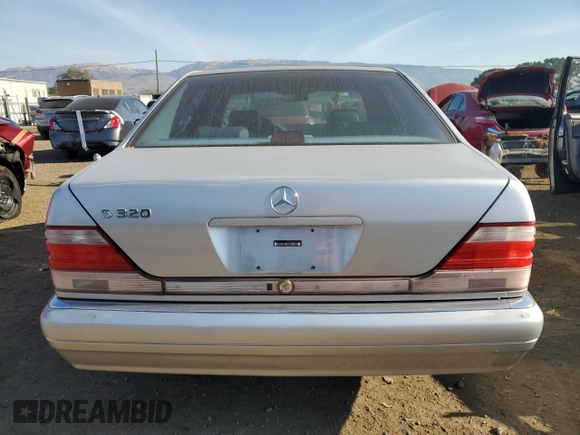 1997 Mercedes-Benz S 320/430/500 z VIN WDBGA33G4VA334750, wystawiony jako Copart lot #84726674 z przebiegiem 256 678 mil mil oraz Czysty tytuł • Clean title. Historia ofert i sprzedaży dostępna na DreamBid. Obrazek 6.
