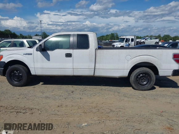 2013 Ford F-150 XL with VIN 1FTFX1CFXDKE21083, listed as a IAAI auction lot 42548084 with Not provided miles and . Bid and sale history available at DreamBid. Image 13.