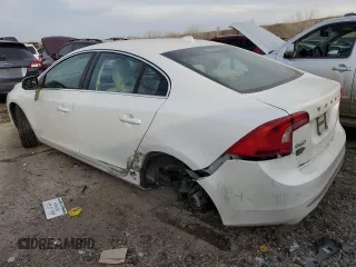 2018 Volvo S60 Inscription Platinum with VIN LYV402TMXJB157406, listed as a Copart auction lot 43436405 with 114,480 mi miles and Salvage Title. Bid and sale history available at carsss.com. Image 2.