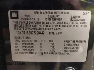 2007 GMC Envoy SLE with VIN 1GKDT13S872298442, listed as a IAAI auction lot 41343565 with 106,818 mi miles. Bid and sale history available at carsss.com. Image 9.