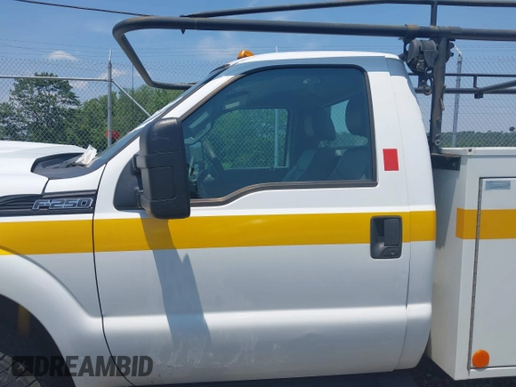 2015 Ford F-250 with VIN 1FDDF2B66FEA34884, listed as a IAAI auction lot 42434311 with 131,644 mi miles and . Bid and sale history available at DreamBid. Image 15.