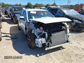 2025 Toyota Crown XLE z VIN JTDAAAAF5S3031112, wystawiony jako IAAI lot #41808635 z przebiegiem 9 423 mil mil oraz . Historia ofert i sprzedaży dostępna na DreamBid. Obrazek 1.