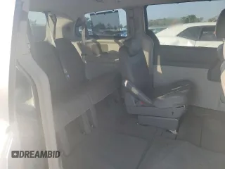 2008 Chrysler Town & Country Touring with VIN 2A8HR54P08R612643, listed as a Copart auction lot 53946595 with 95,010 mi miles and Non Repairable. Bid and sale history available at DreamBid. Image 11.