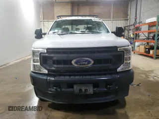 2020 Ford F-350 XL with VIN 1FT8X3B69LEC72488, listed as a Copart auction lot 44338235 with 95,767 mi miles and Clean title. Bid and sale history available at DreamBid. Image 5.