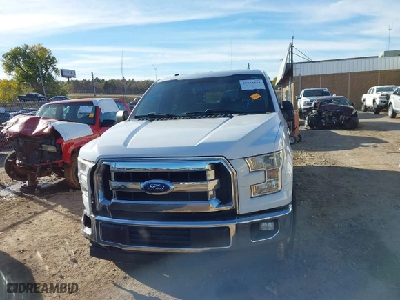 2017 Ford F-150 XL with VIN 1FTEW1EFXHKE25037, listed as a IAAI auction lot 40824571 with 205,960 mi miles. Bid and sale history available at carsss.com. Image 11.