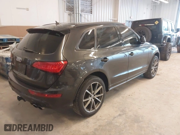 2017 Audi SQ5 Premium Plus with VIN WA1CCAFP5HA041755, listed as a IAAI auction lot 41728825 with 135,512 mi miles. Bid and sale history available at carsss.com. Image 4.