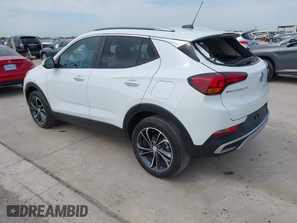 2020 Buick Encore GX Select with VIN KL4MMDSL0LB131551, listed as a IAAI auction lot 42023982 with 28,528 mi miles and . Bid and sale history available at DreamBid. Image 3.
