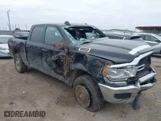 2023 Ram 2500 Tradesman with VIN 3C6UR5CL0PG614831, listed as a IAAI auction lot 41367939 with 70,439 mi miles. Bid and sale history available at carsss.com. Image 1.