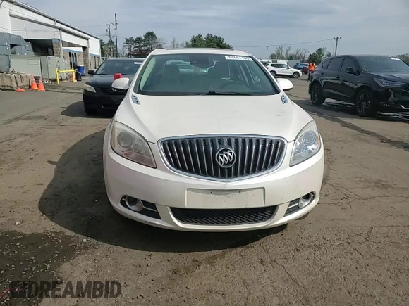 2015 Buick Verano Group z VIN 1G4PS5SK2F4208334, wystawiony jako Copart lot #54661105 z przebiegiem 159 733 mil mil oraz Szkoda całkowita • Salvage title. Historia ofert i sprzedaży dostępna na DreamBid. Obrazek 13.