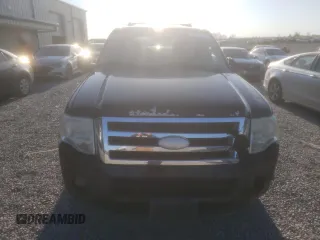 2008 Ford Expedition SSV with VIN 1FMFU16558LA82398, listed as a Copart auction lot 52850425 with 285,095 mi miles and Salvage title. Bid and sale history available at DreamBid. Image 5.