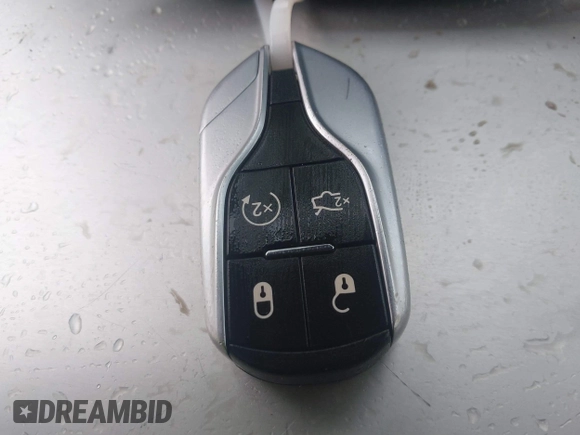 2020 Maserati Levante z VIN ZN661XUL3LX341388, wystawiony jako IAAI lot #41746344 z przebiegiem 26 911 mil mil oraz . Historia ofert i sprzedaży dostępna na DreamBid. Obrazek 11.