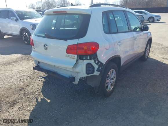 2015 Volkswagen Tiguan S with VIN WVGBV7AX5FW610055, listed as a IAAI auction lot 41502961 with 81,683 mi miles. Bid and sale history available at carsss.com. Image 6.