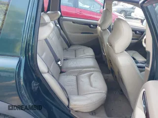 2002 Volvo V70 с VIN YV1SZ58D921075855, выставлен на аукционе IAAI как лот 42467860 с пробегом 135 362 миль миль и . История ставок и продаж доступна на DreamBid. Изображение 8.