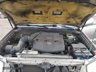 2003 Toyota 4Runner SR5 with VIN JTEZU14R330011469, listed as a IAAI auction lot 41748277 with 317,448 mi miles. Bid and sale history available at carsss.com. Image 10.