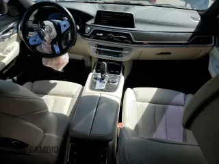 2021 BMW 7 Series 740i with VIN WBA7T2C01MCF79954, listed as a Copart auction lot 48502383 with 50,119 mi miles. Bid and sale history available at carsss.com. Image 8.